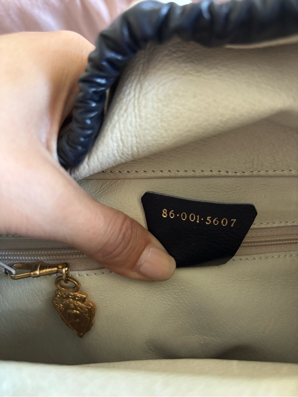 Vintage Rare Gucci leather bag - Picture 9 of 12